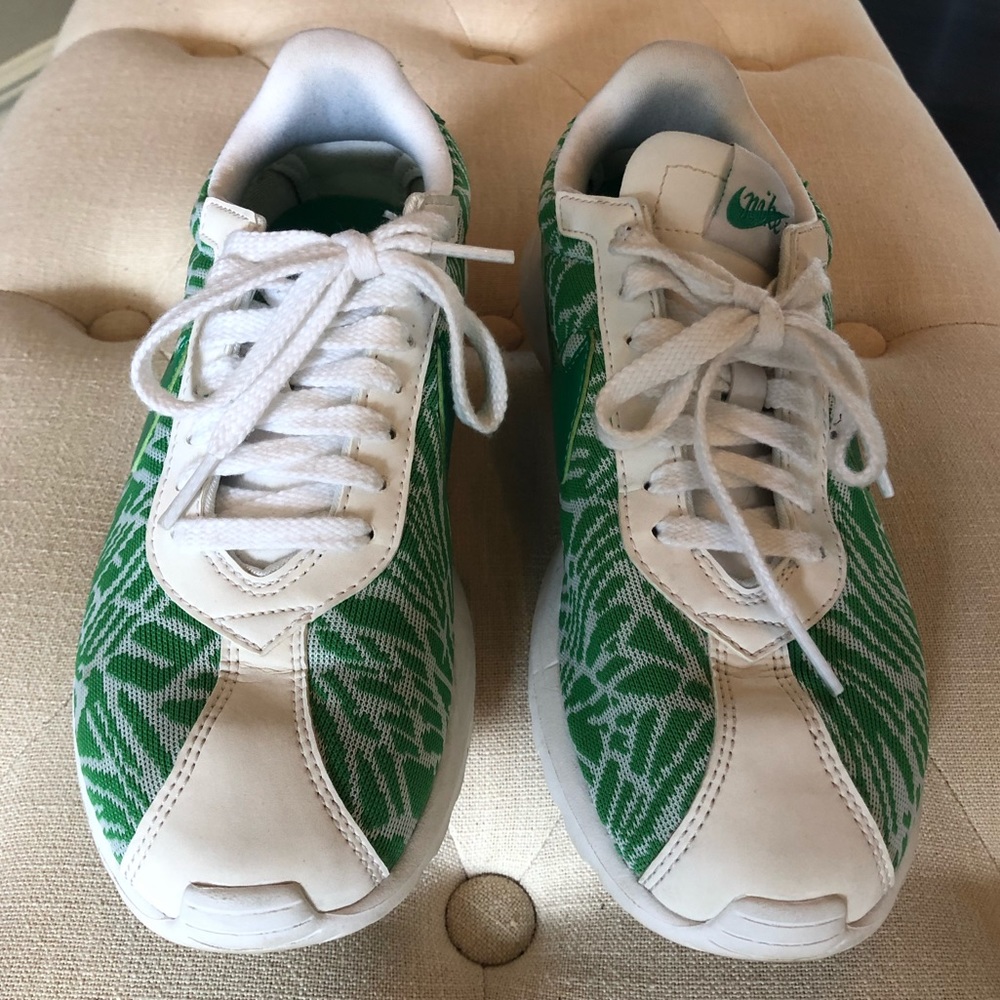 Women’s Nike Roshe